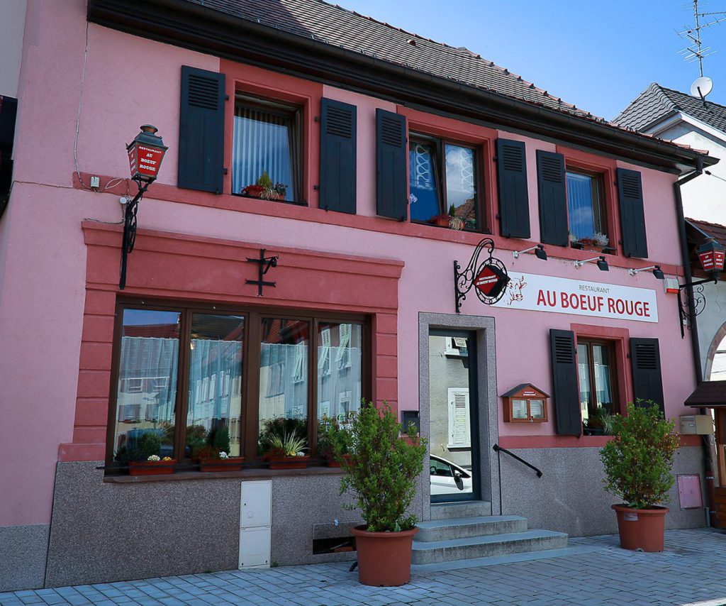 Restaurant à Ensisheim, façade du restaurant, restaurant traditionnel Haut-Rhin